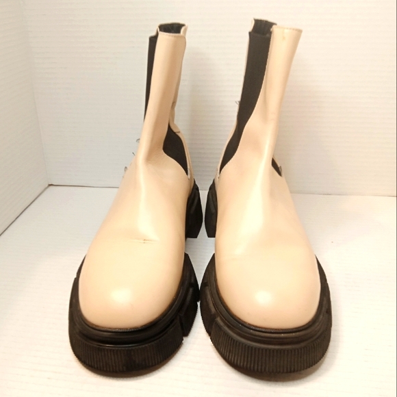 ZARA EUC Leather Heel Lug Sole Ankle Boots Combat Boots Sz 10 - Picture 3 of 9